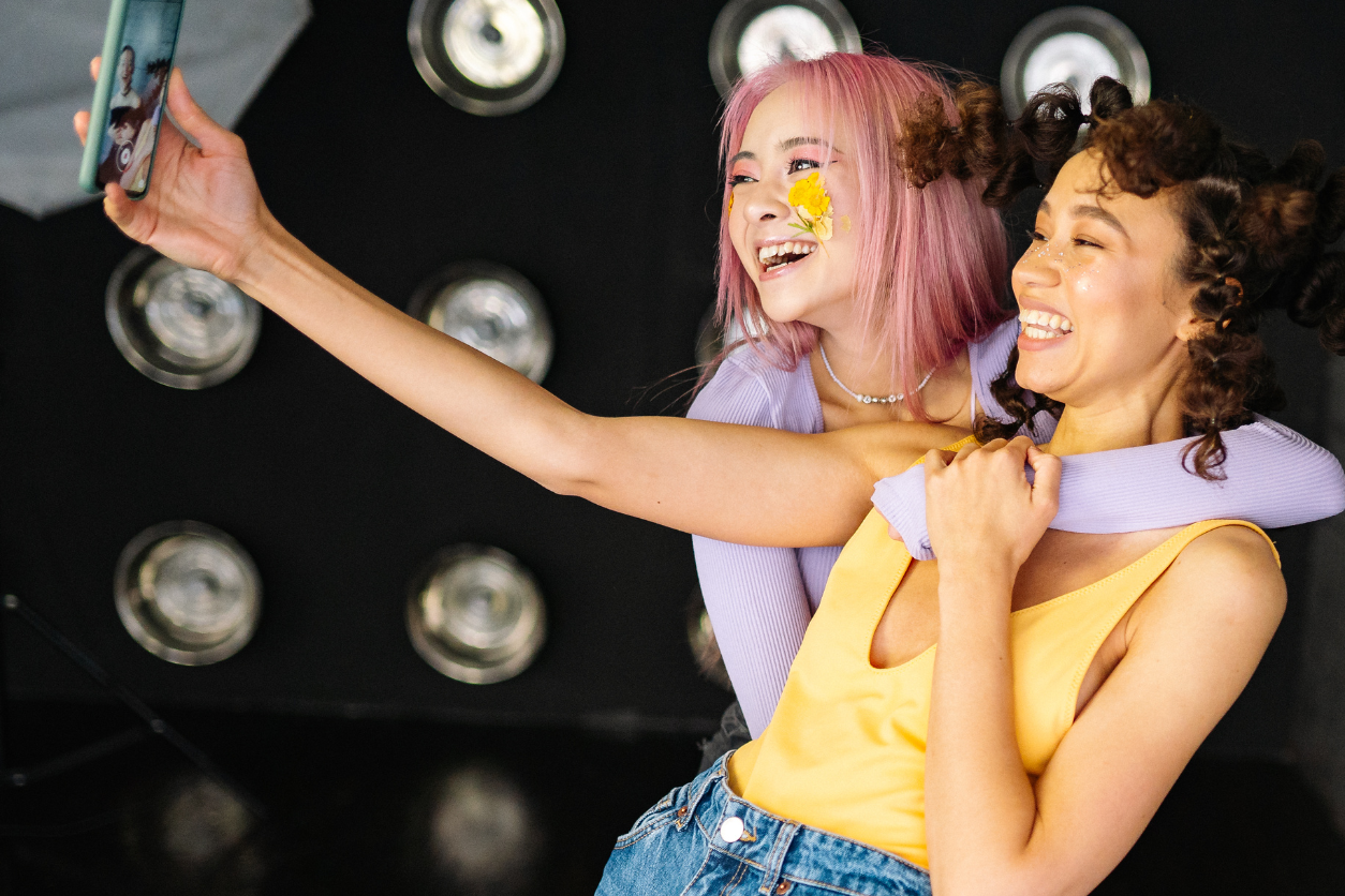 The Power of Fan Influence in the Digital Age The Power of Fan Influence in the Digital Age
